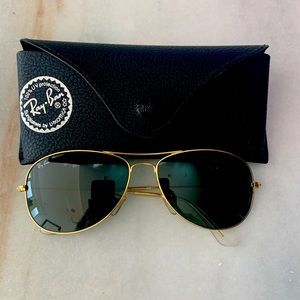 Ray Ban aviator sunglasses. Pristine condition.